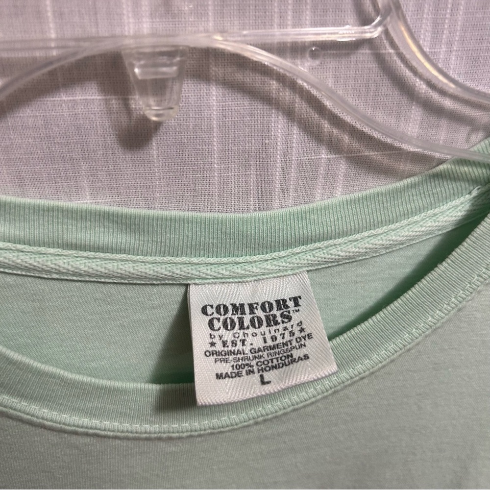 Comfort Colors T - Picture 2 of 3